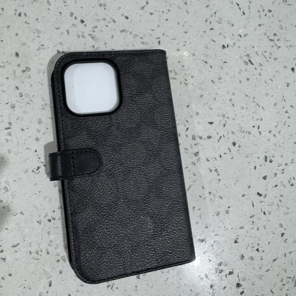 Coach Folio Case in Signature Canvas iPhone 15 Pro leather nwot black